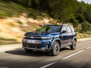 Warum ist Dacia so günstig? 10 Gründe, warum VW, BMW & Opel keine 12.790-€-Autos bauen können