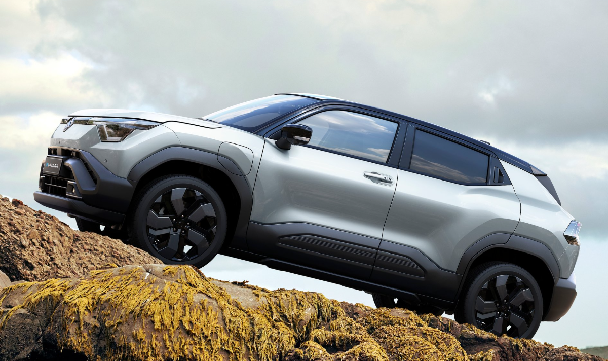 Suzuki e-Vitara 2026 im Test: Toyotas Technik-Zwilling für 29.990 Euro — lohnt sich Suzukis erstes Elektroauto?