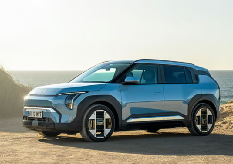 Kia EV3 2026: Goldenes Lenkrad, ADAC 1,8 — das beste Elektro-Kompakt-SUV unter 40.000 €?
