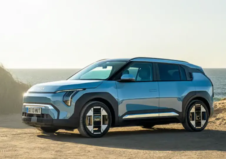 Kia EV3 2026: Goldenes Lenkrad, ADAC 1,8 — das beste Elektro-Kompakt-SUV unter 40.000 €?