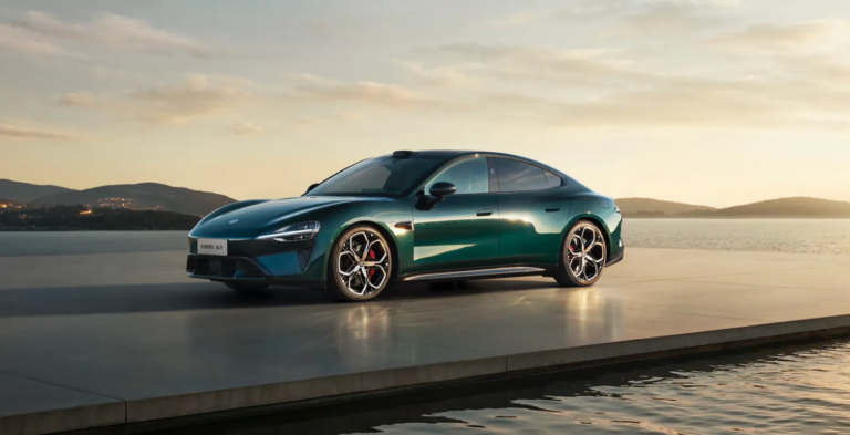 Xiaomi SU7 2026: Der Smartphone-Gigant baut das schnellste Elektroauto — und 15.000 Käufer schlugen in 34 Minuten zu