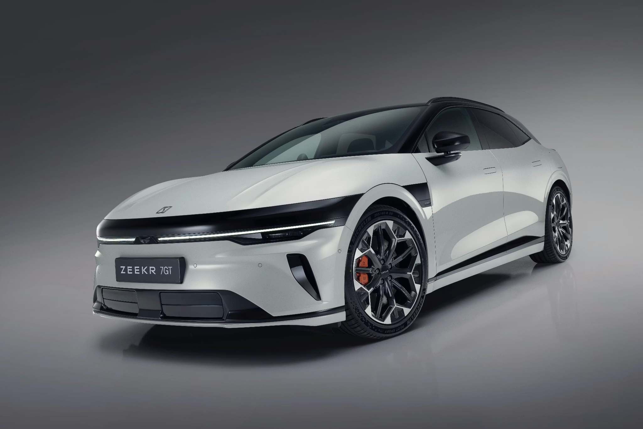 Zeekr 7GT 2026: Der schnellste Lader unter 50.000 € — 480 kW, 800V, 655 km Reichweite