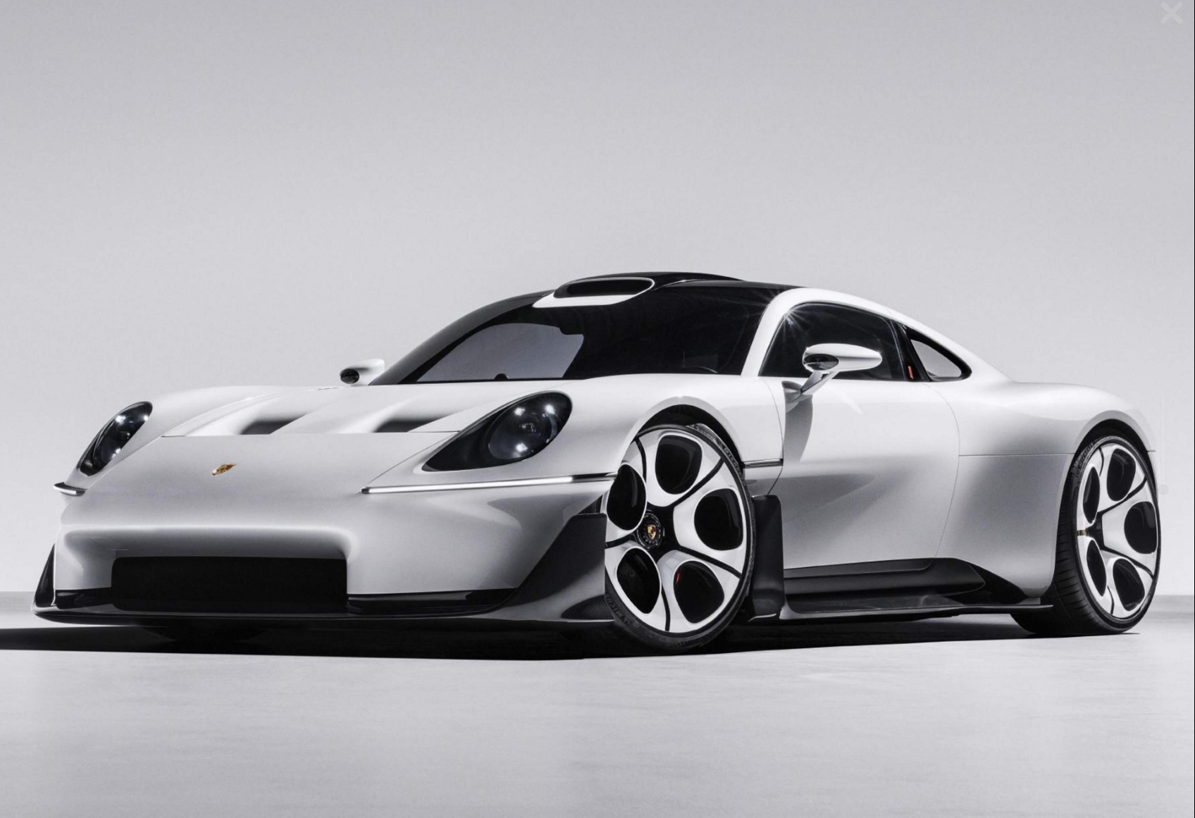 Porsche Mission S